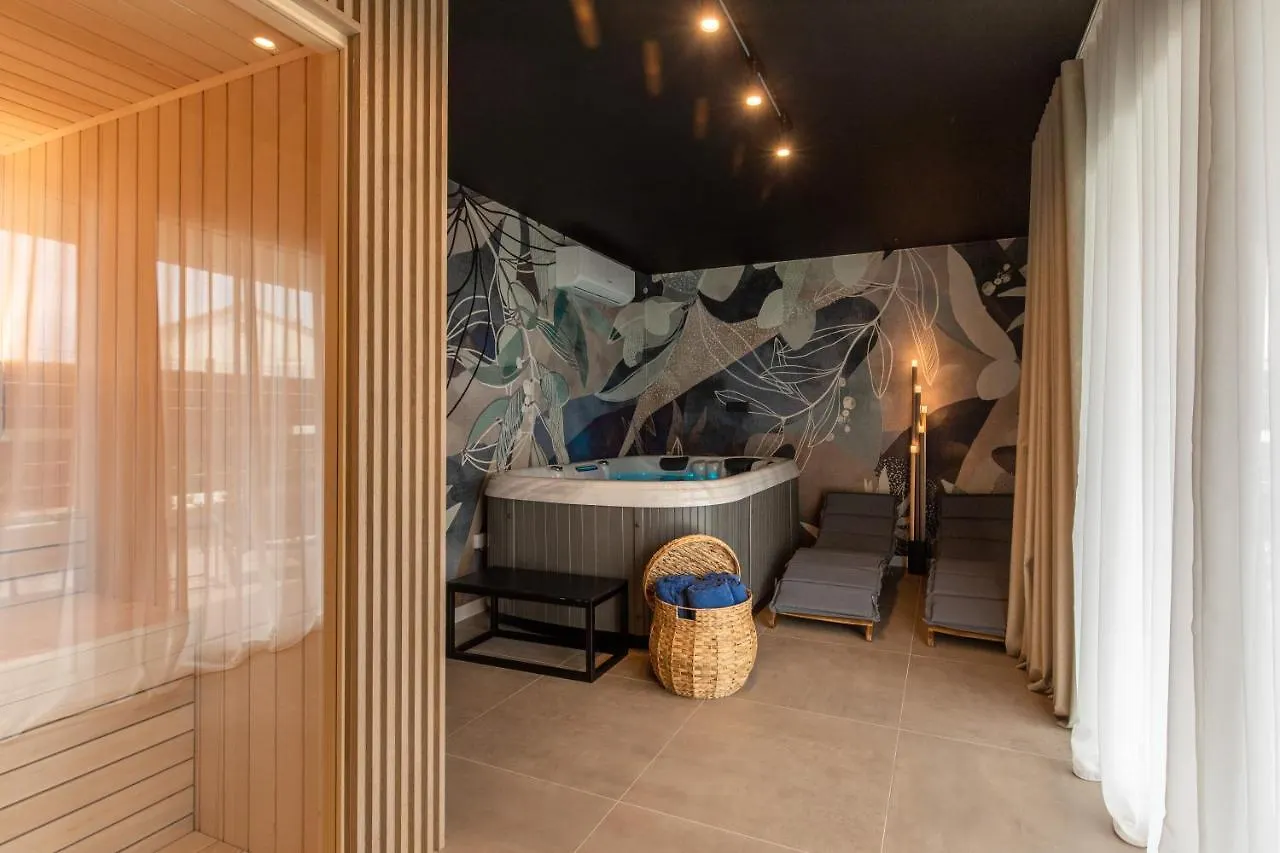 Annabel'S Luxury Apartment With Private Pool, Indoor Jacuzzi With Sauna Krk Town 0*,